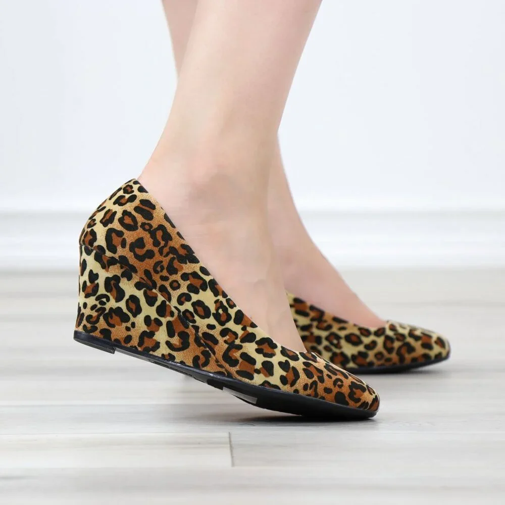 Leopard Print Wedge Shoes Closed Toe Slip-On Animal Pattern Heels - Picture 6 of 11
